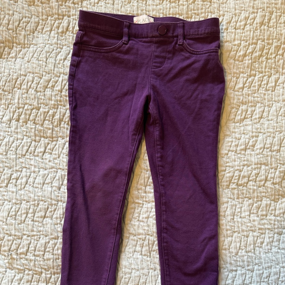 Purple leggings with back pockets. Size 6X/7.